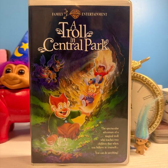 A Troll in Central Park VHS 1994 Don Bluth Movie Tested Works Clamshell - Picture 1 of 3